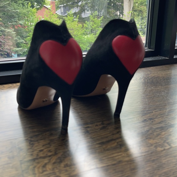 Dior Black Suede Heart Pumps - Picture 2 of 3